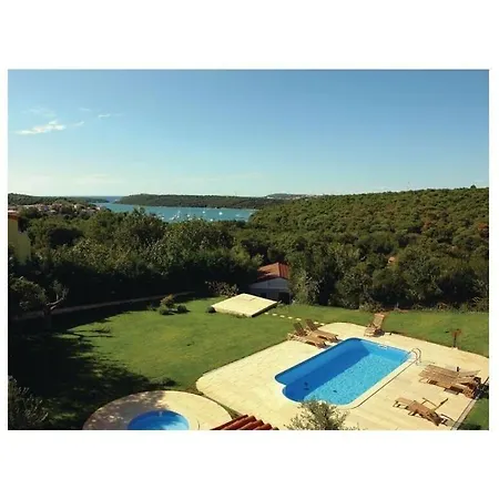 Apartment Dea Vista Pula