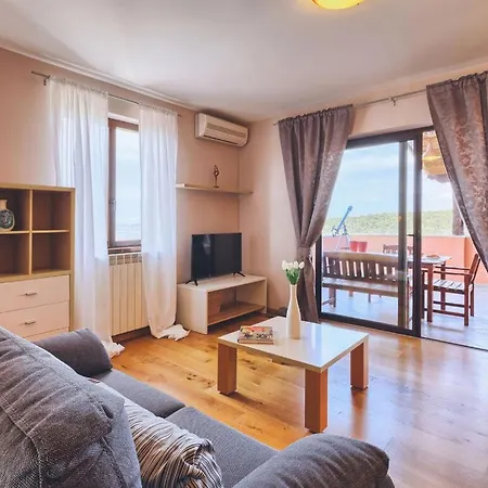 Apartment Dea Vista Pula